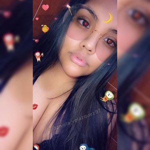 Meet your Posher, Daniela